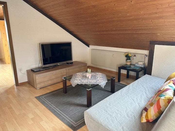 Loechgau Apartment